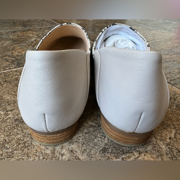 NEW!!! Clarks Pure Tone Grey Snake Python Slip On Shoes Loafers- Women’s 9.5M - Picture 7 of 11